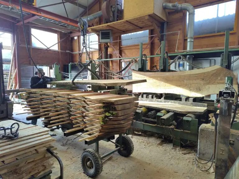 het stadshout wordt gezaagd